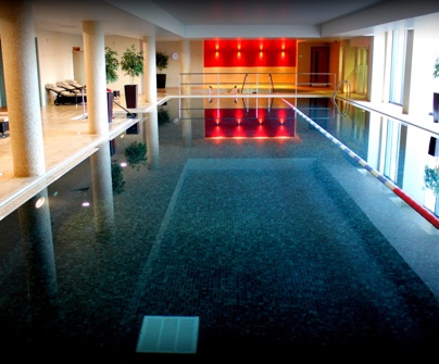 Bicester swimming pool