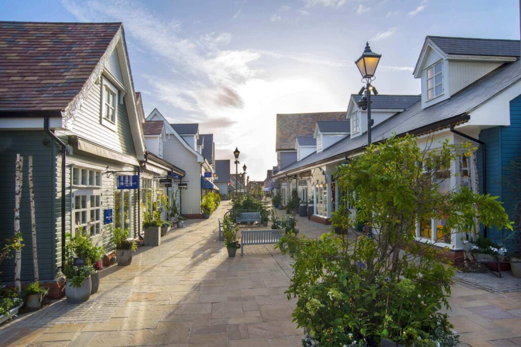 Bicester Village Boutique Shopping near Bicester Hotel